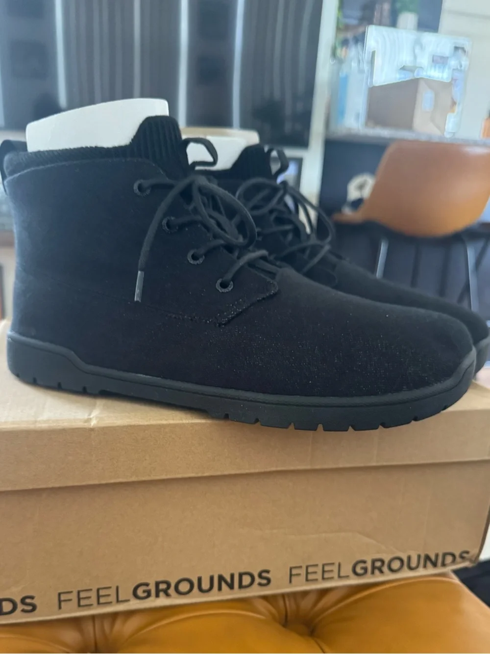 Feelgrounds Men's Black Lace-Up Chukka Boots Size 11